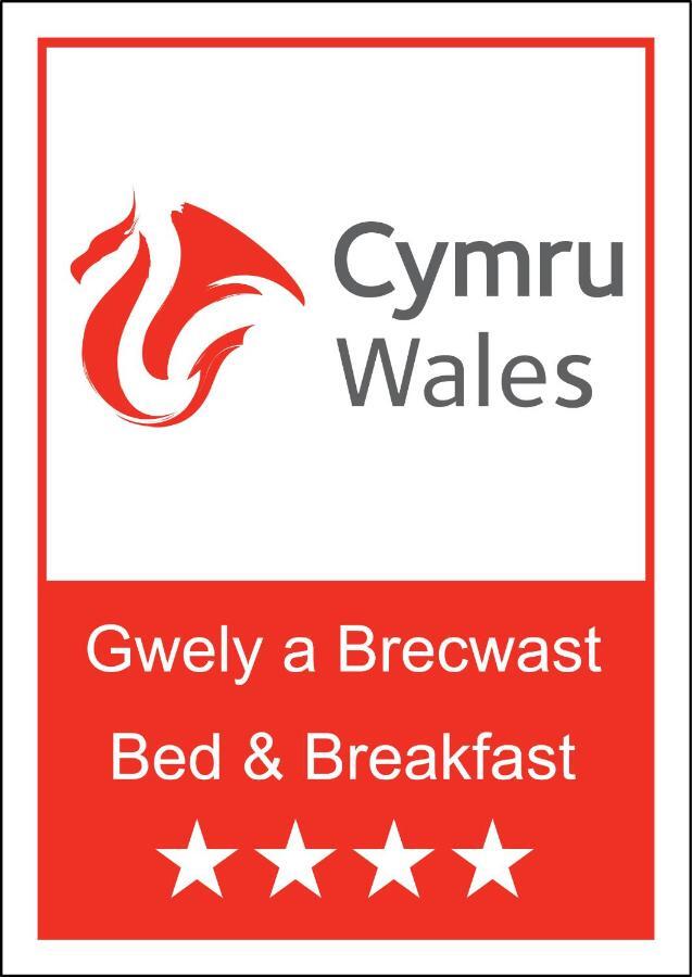 Bed and Breakfast Bryn Hebog Carmarthen Esterno foto